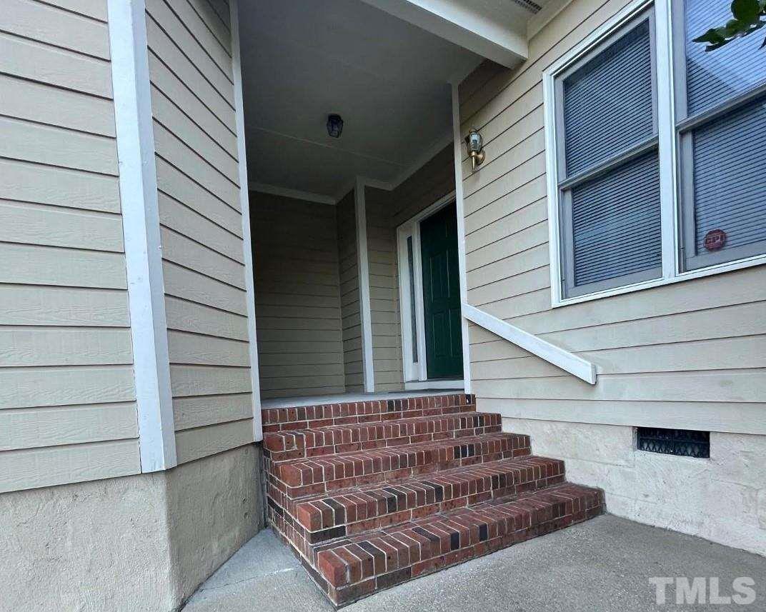 2001 Castle Pines Drive Raleigh, NC 27604 - Photo 3 of 30 Gallery Image 3