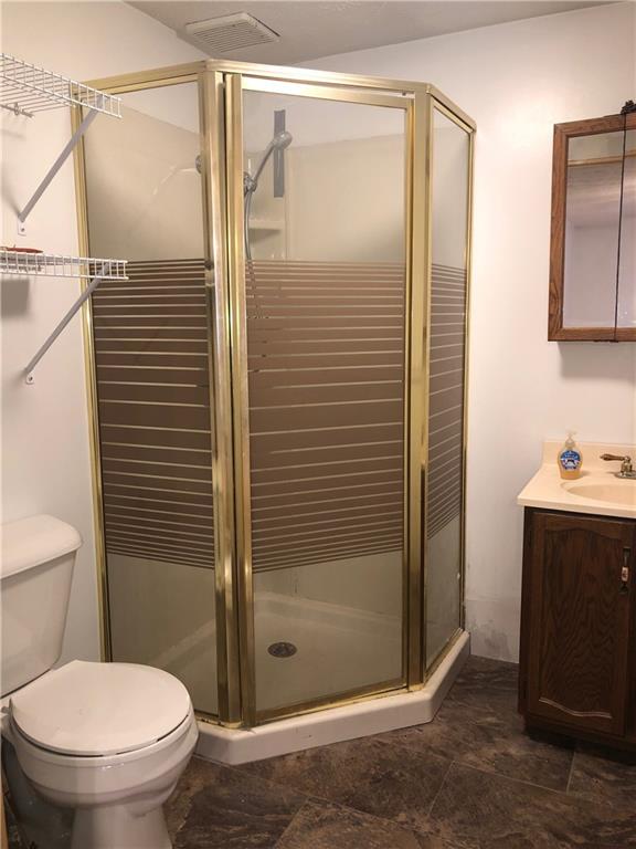 132 Park Road Apollo, PA 15613 - Photo 16 of 22 Master bath