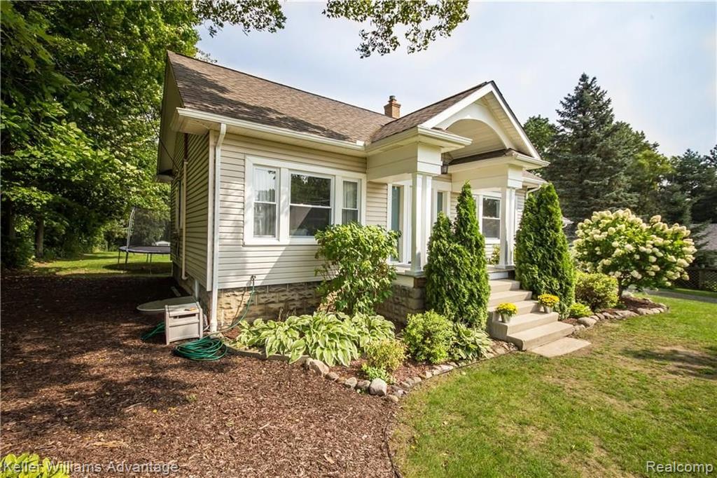 48222 Joy Road Plymouth, MI 48170 - Photo 40 of 43