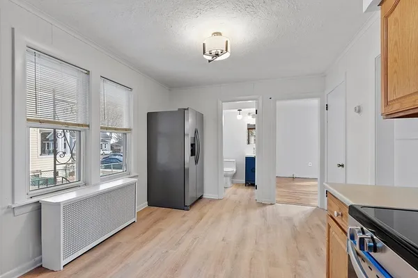 $2,800 | 23 Carver Street, Worcester, MA 01604