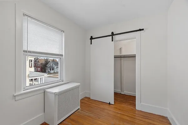 $2,800 | 23 Carver Street, Worcester, MA 01604