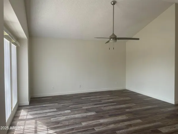 $1,900 | 4226 West Michigan Avenue, Glendale, AZ 85308