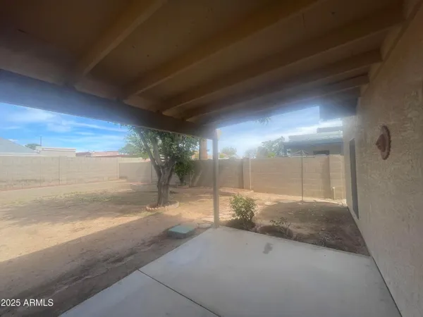 $1,900 | 4226 West Michigan Avenue, Glendale, AZ 85308