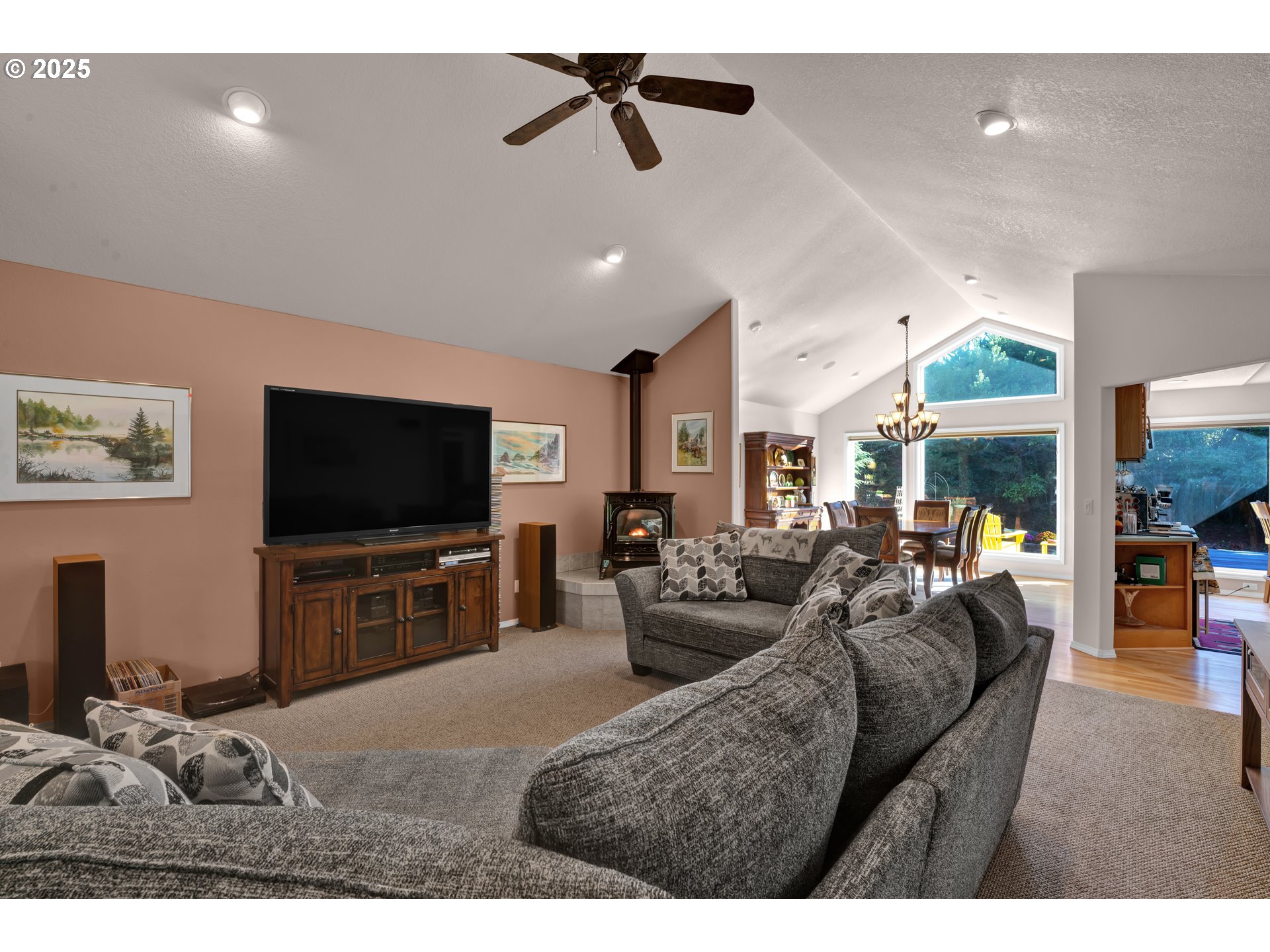 87685 Rhodowood Drive Florence, OR 97439 - Photo 6 of 40 Gallery Image 6