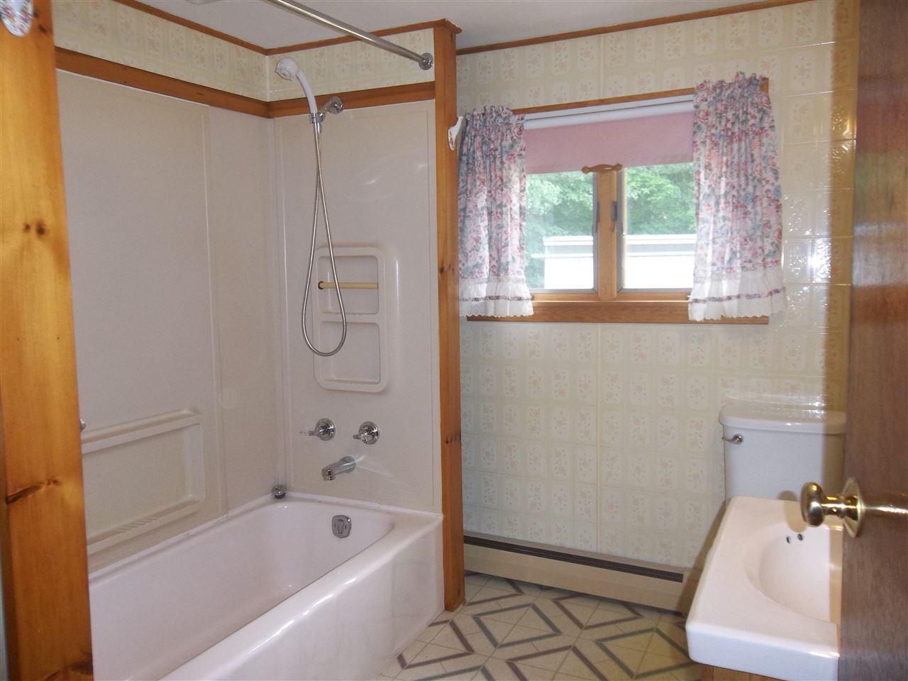 610 Wakefield Road Wakefield, NH 03887 - Photo 12 of 30