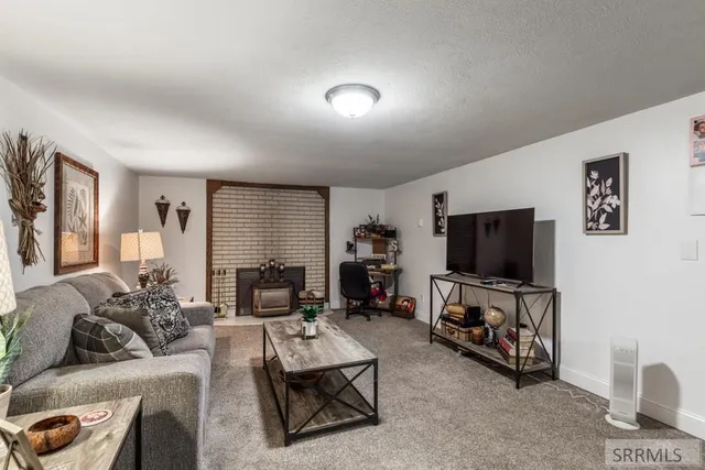 $375,000 | 138 Eastview Drive, Idaho Falls, ID 83401