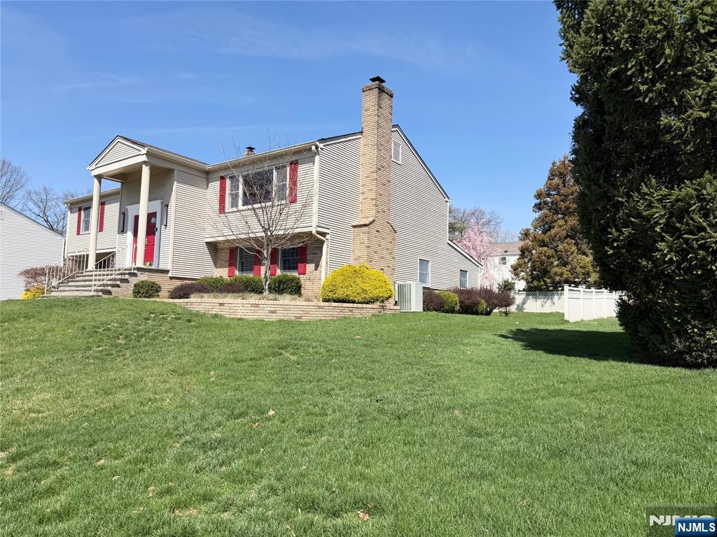 850 Ridgewood Avenue Oradell, NJ 07649 - Photo 44 of 48