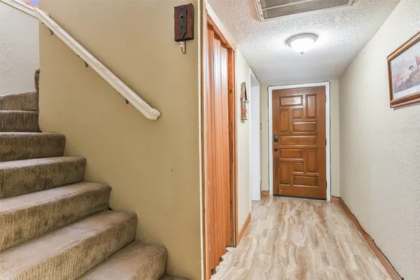 $1,600 | 411 Sailfish Avenue, Unit 104, Freeport, TX 77541