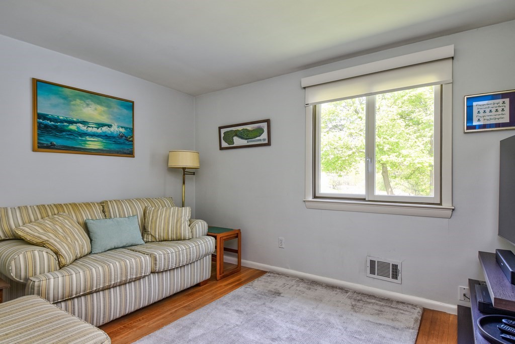 37 Livoli Road Framingham, MA 01701 - Photo 15 of 32 Gallery Image 15