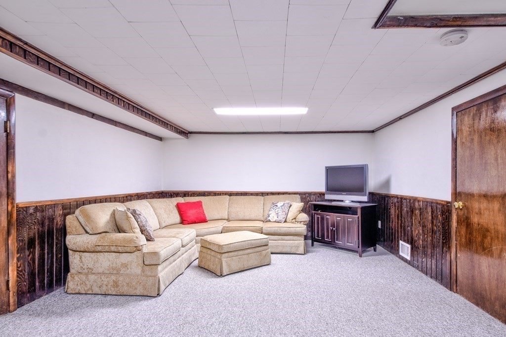 37 Livoli Road Framingham, MA 01701 - Photo 25 of 32 Gallery Image 25