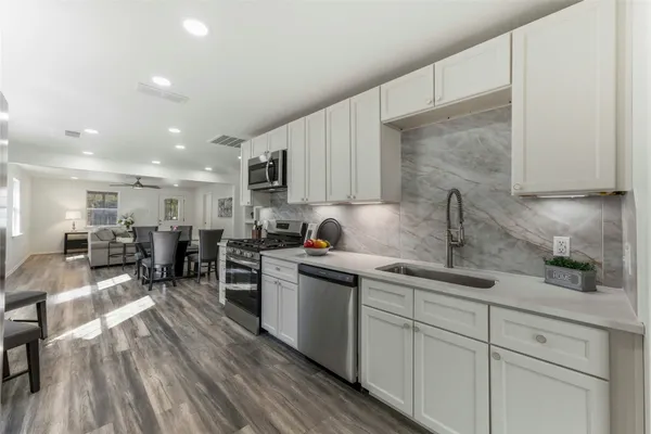 $367,500 | 7309 Blessing Avenue, Austin, TX 78752