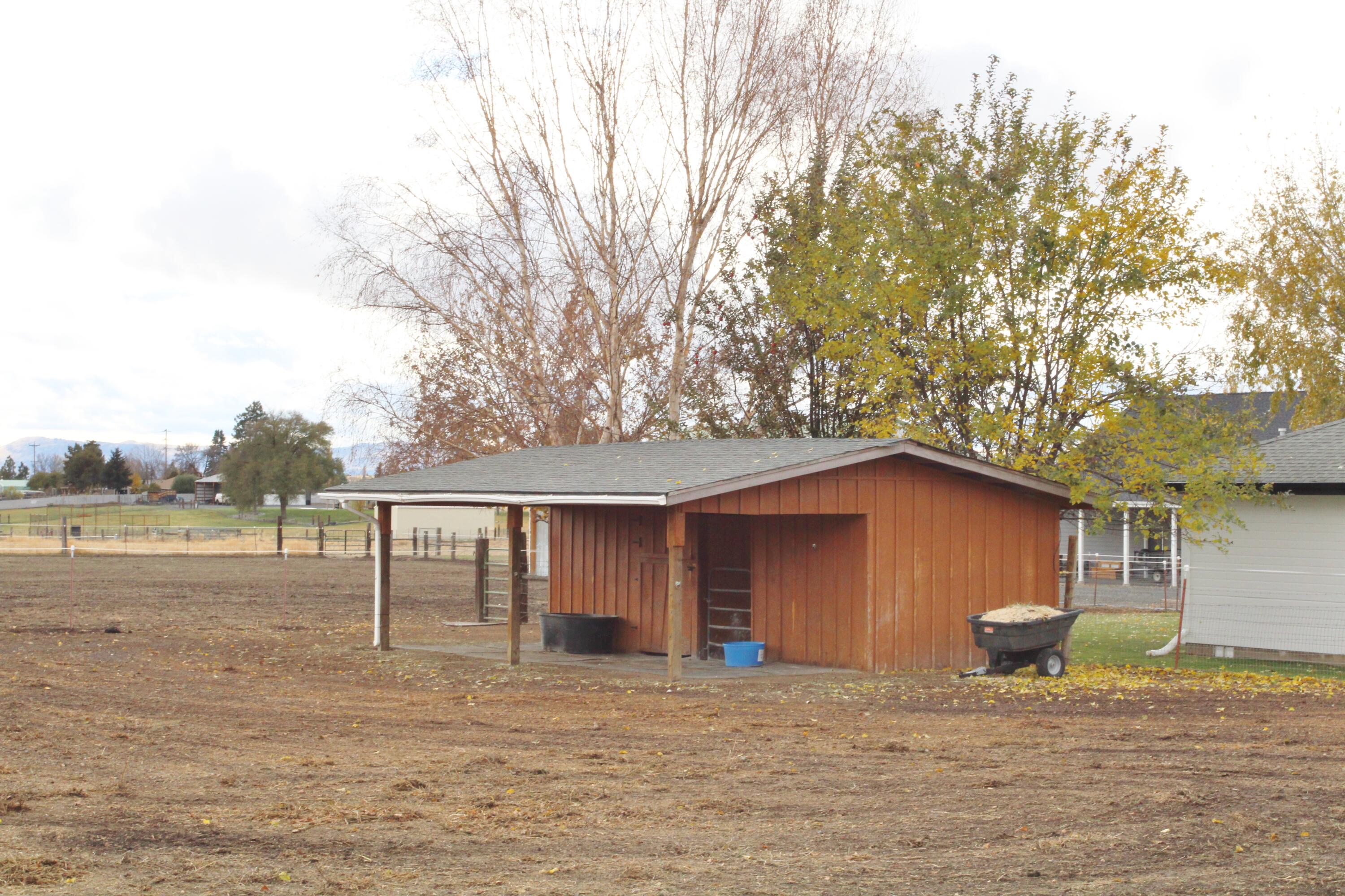 8722 Arant Road Klamath Falls, OR 97603 - Photo 76 of 85 8722 Arant 745