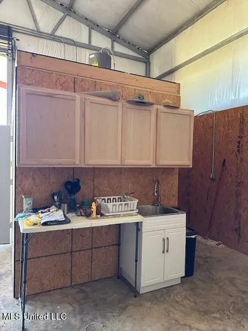 $215,000 | 2758 Southwest Big Creek Drive, Bogue Chitto, MS 39629