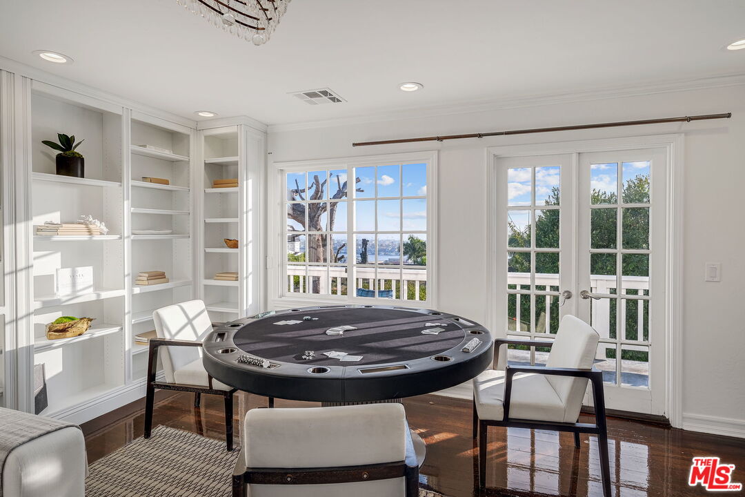 1201 Cliff Drive Newport Beach, CA 92663 - Photo 16 of 45