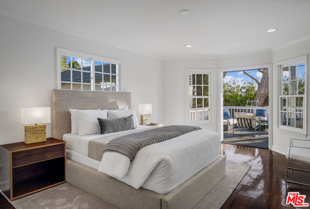 1201 Cliff Drive Newport Beach, CA 92663 - Photo 22 of 45