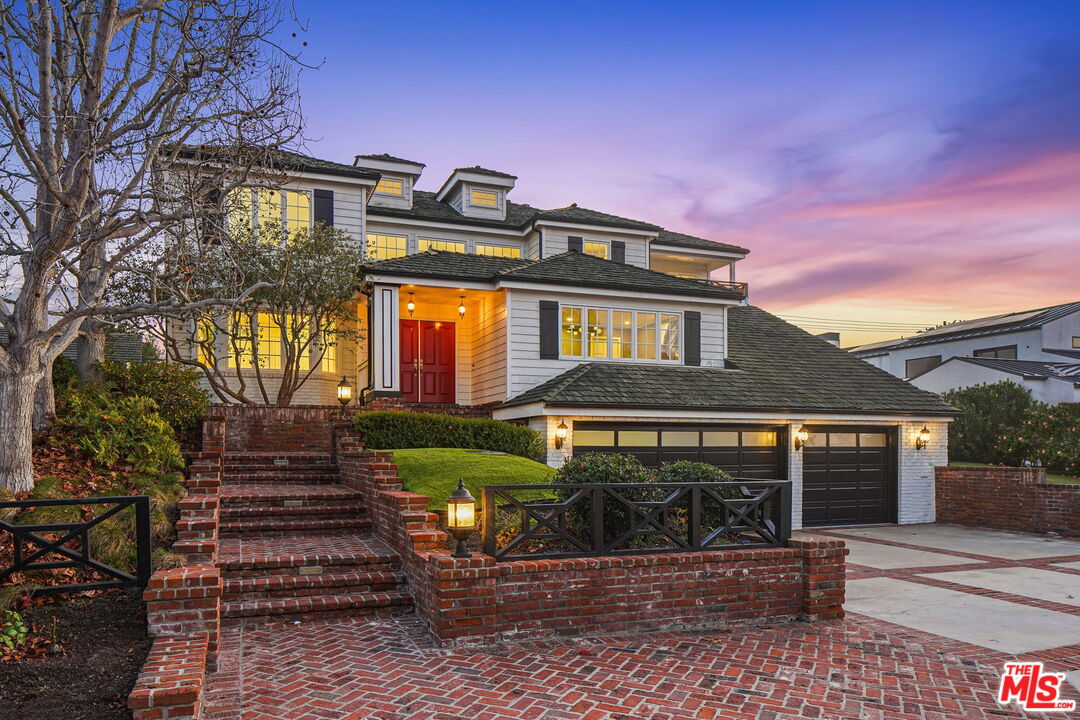 1201 Cliff Drive Newport Beach, CA 92663 - Photo 26 of 45