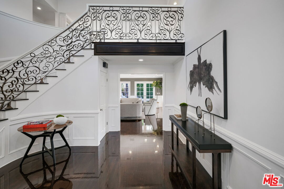 1201 Cliff Drive Newport Beach, CA 92663 - Photo 4 of 45