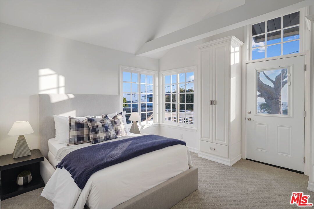 1201 Cliff Drive Newport Beach, CA 92663 - Photo 39 of 45