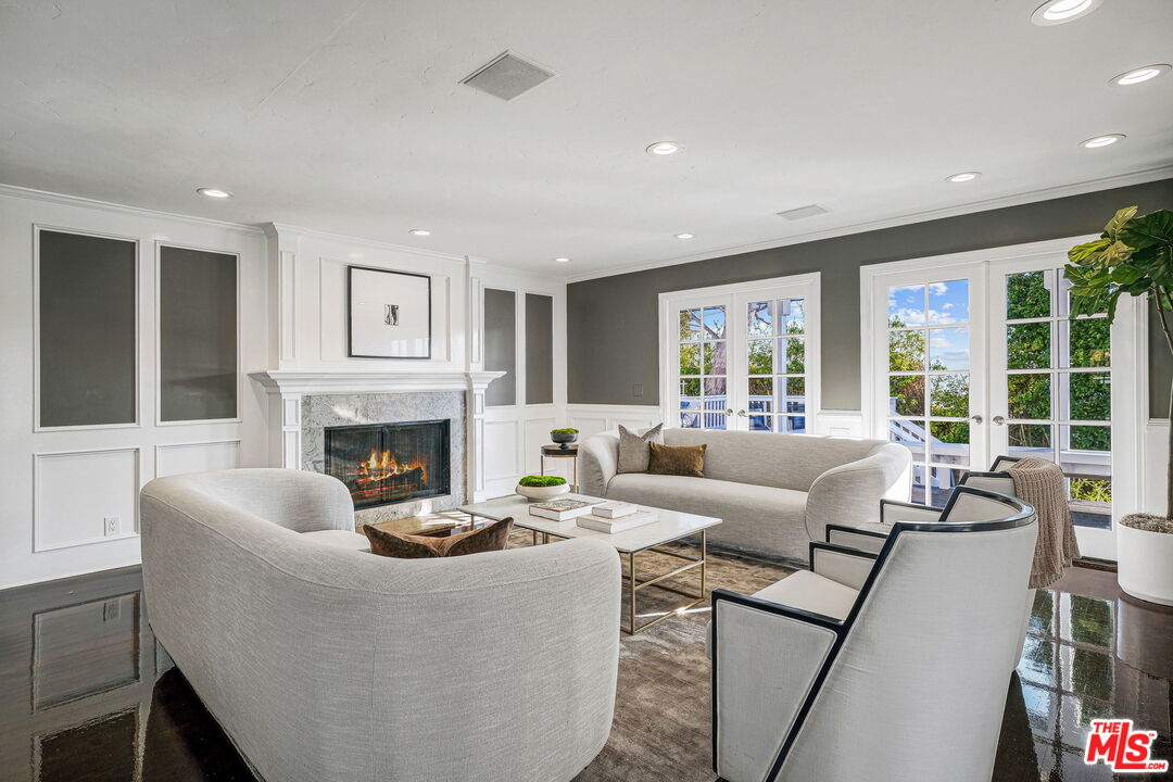 1201 Cliff Drive Newport Beach, CA 92663 - Photo 5 of 45