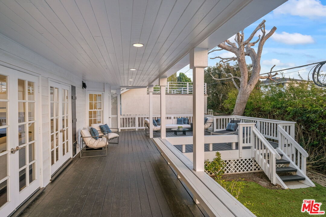 1201 Cliff Drive Newport Beach, CA 92663 - Photo 42 of 45