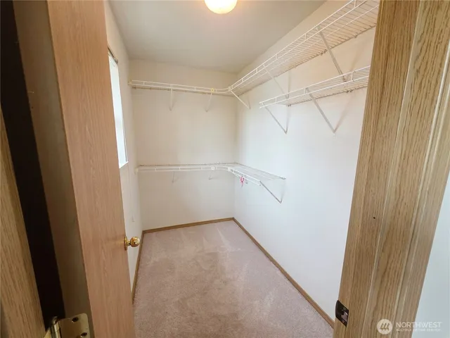 $2,500 | 15815 Admiralty Way, Unit D5, Lynnwood, WA 98087