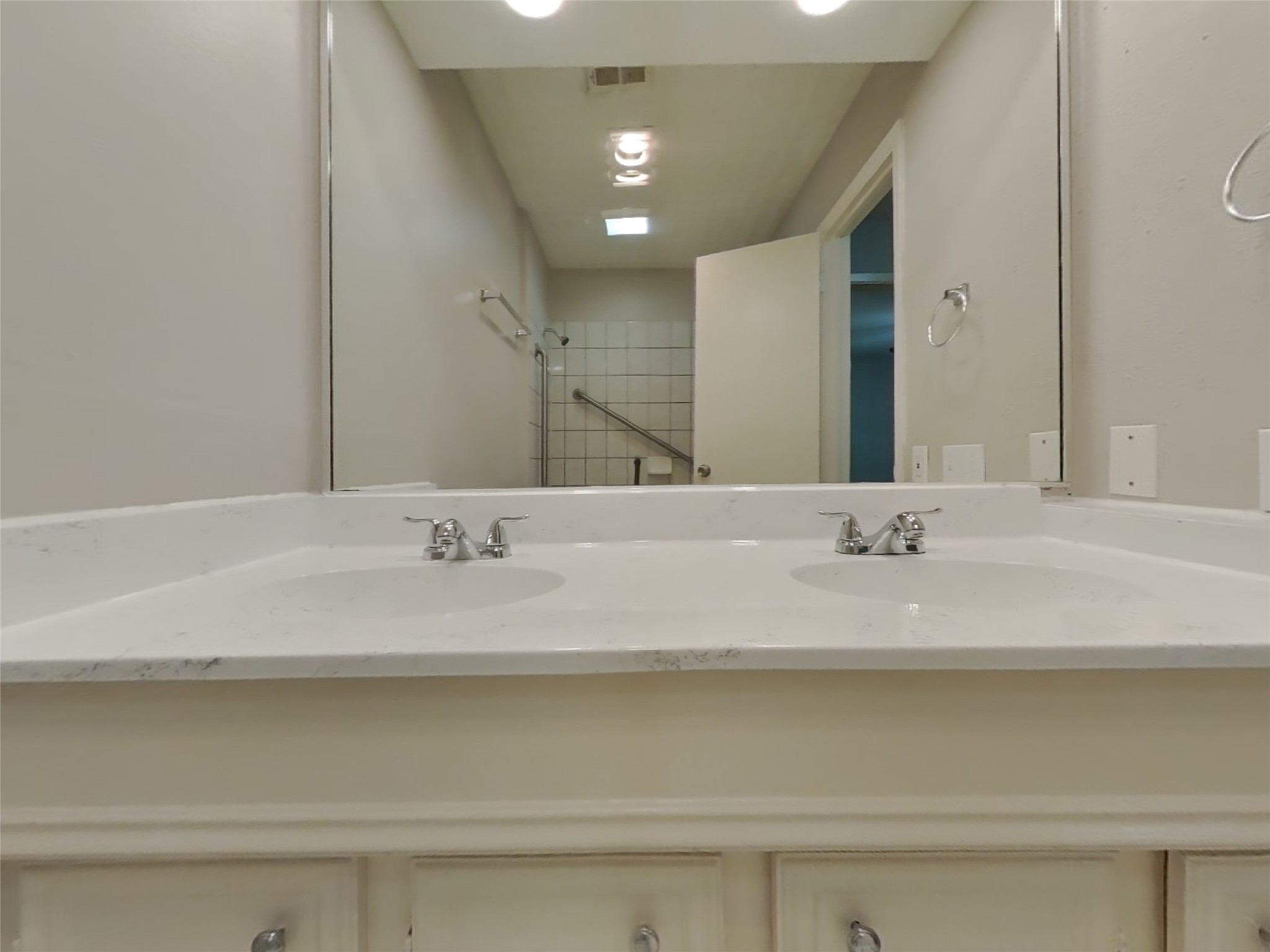 4422 Monteith Drive Spring, TX 77373 - Photo 15 of 18 a bathroom with a sink and a mirror