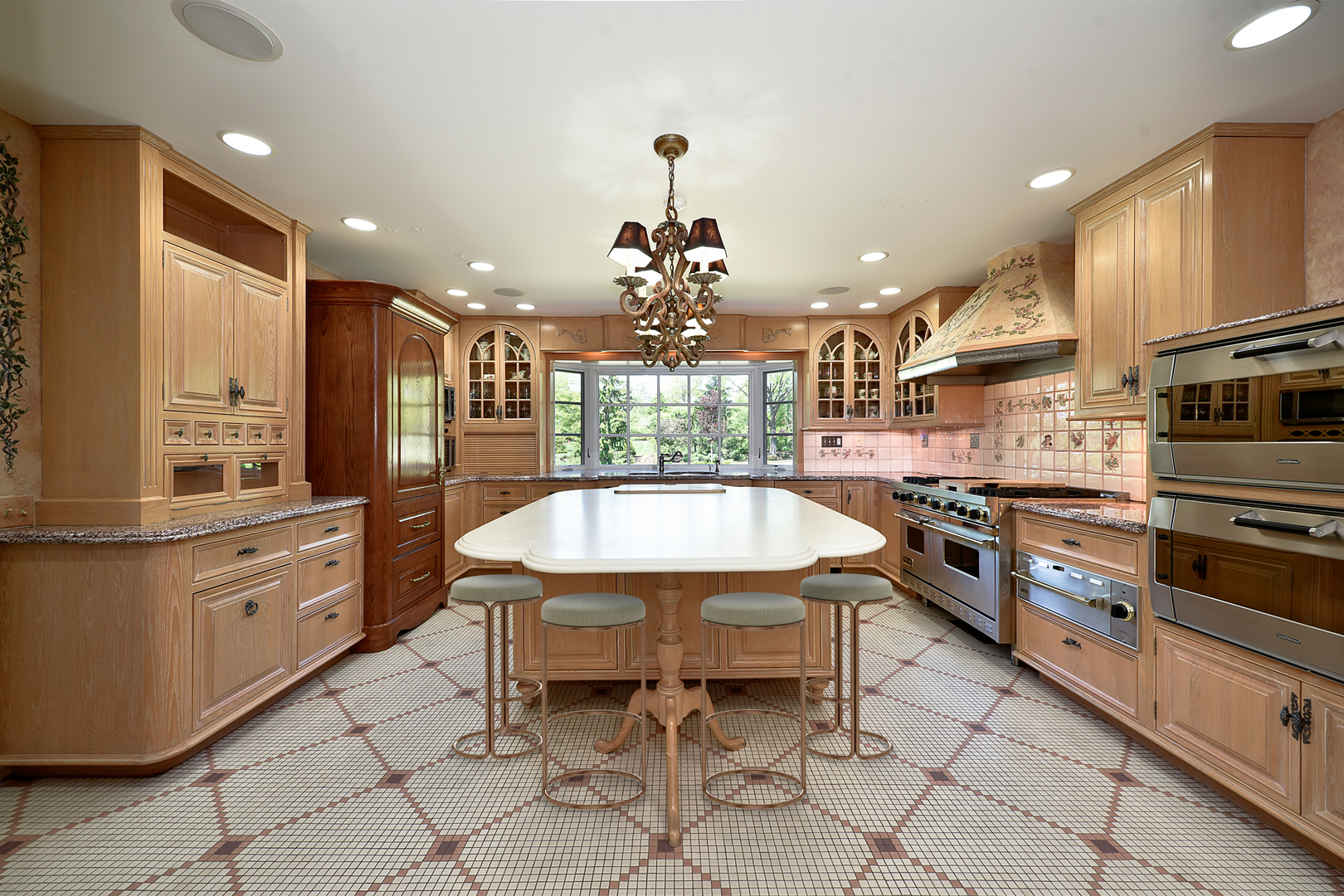 1661 South Balmoral Lane Inverness, IL 60067 - Photo 19 of 63