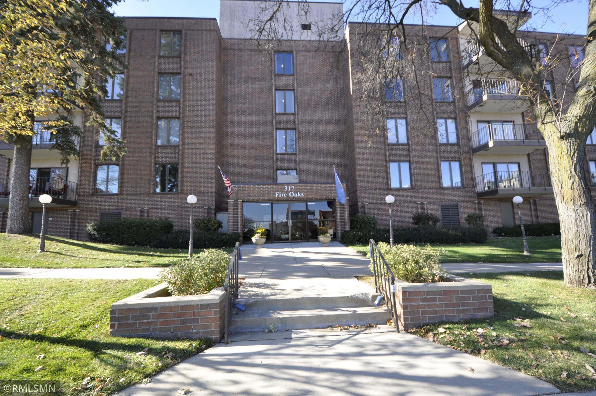 317 6th Avenue Southwest, Unit 302 Rochester, MN 55902 - Photo 1 of 29