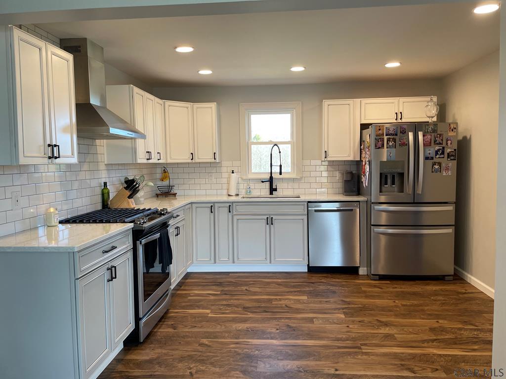 200 Ridgeview Drive Salix, PA 15952 - Photo 6 of 28 Gallery Image 6
