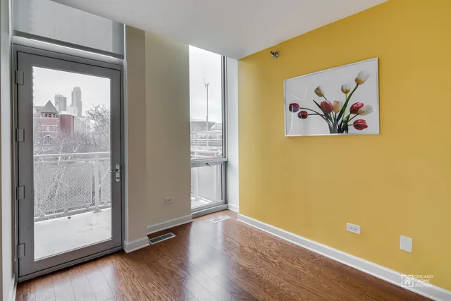 $4,500 | 1841 South Calumet Avenue, Unit T6, Chicago, IL 60616