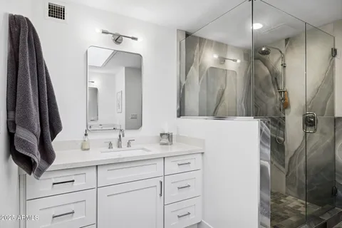 $1,375,000 | 2044 Smoketree Drive, Carefree, AZ 85377