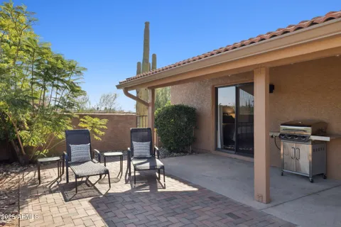 $1,375,000 | 2044 Smoketree Drive, Carefree, AZ 85377