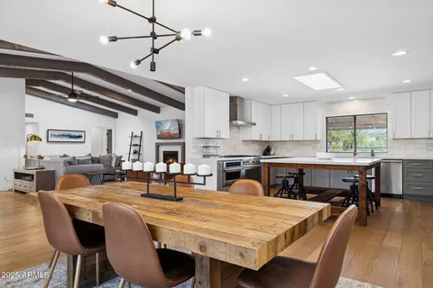 $1,375,000 | 2044 Smoketree Drive, Carefree, AZ 85377