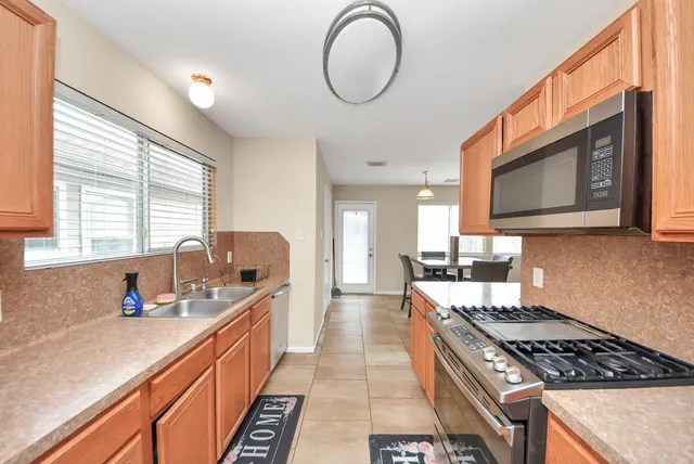 $2,100 | 20626 Sycamore Crest Lane, Katy, TX 77449