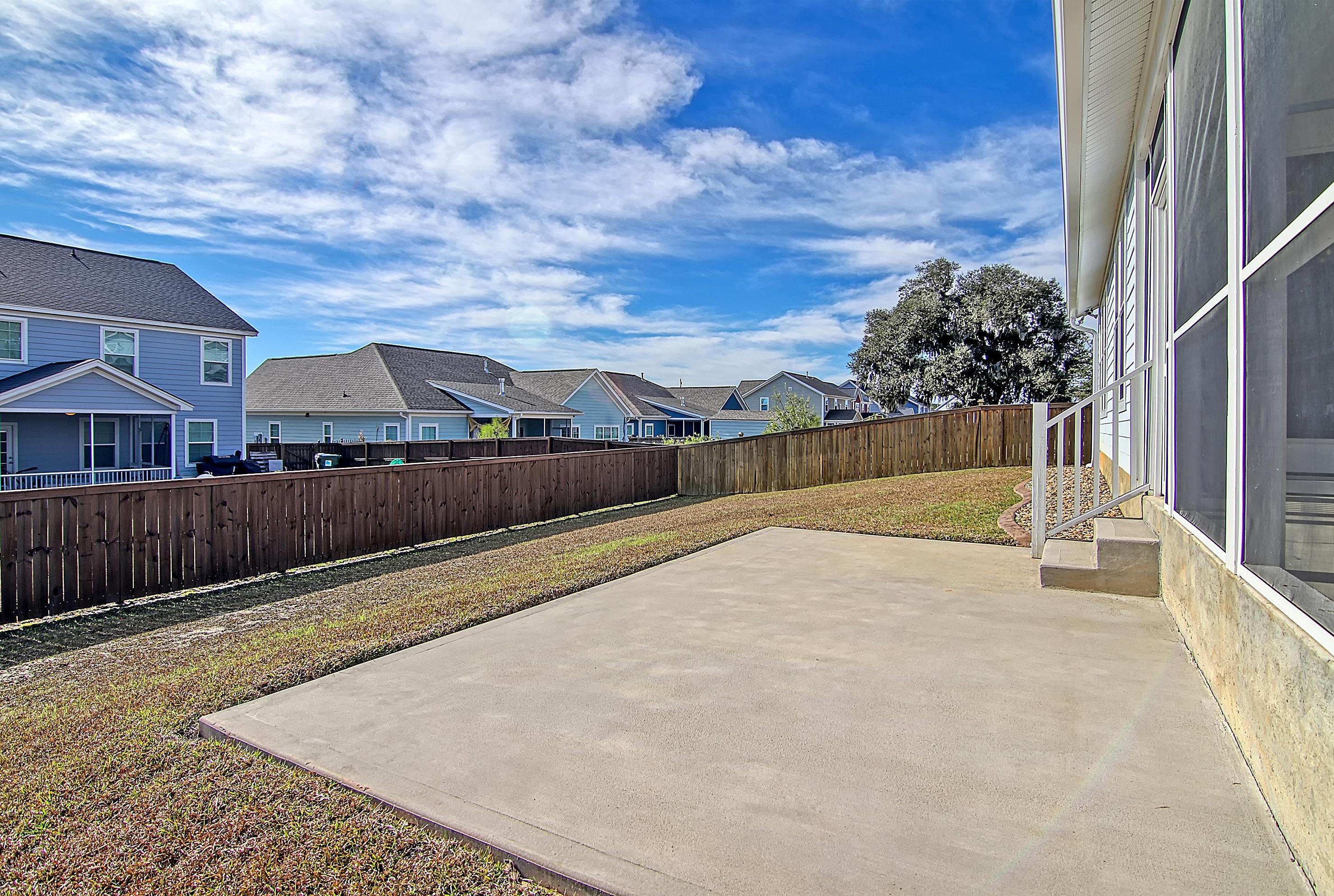 407 Ambergate Lane Moncks Corner, SC 29461 - Photo 34 of 41 CREM_407 Ambergate_009
