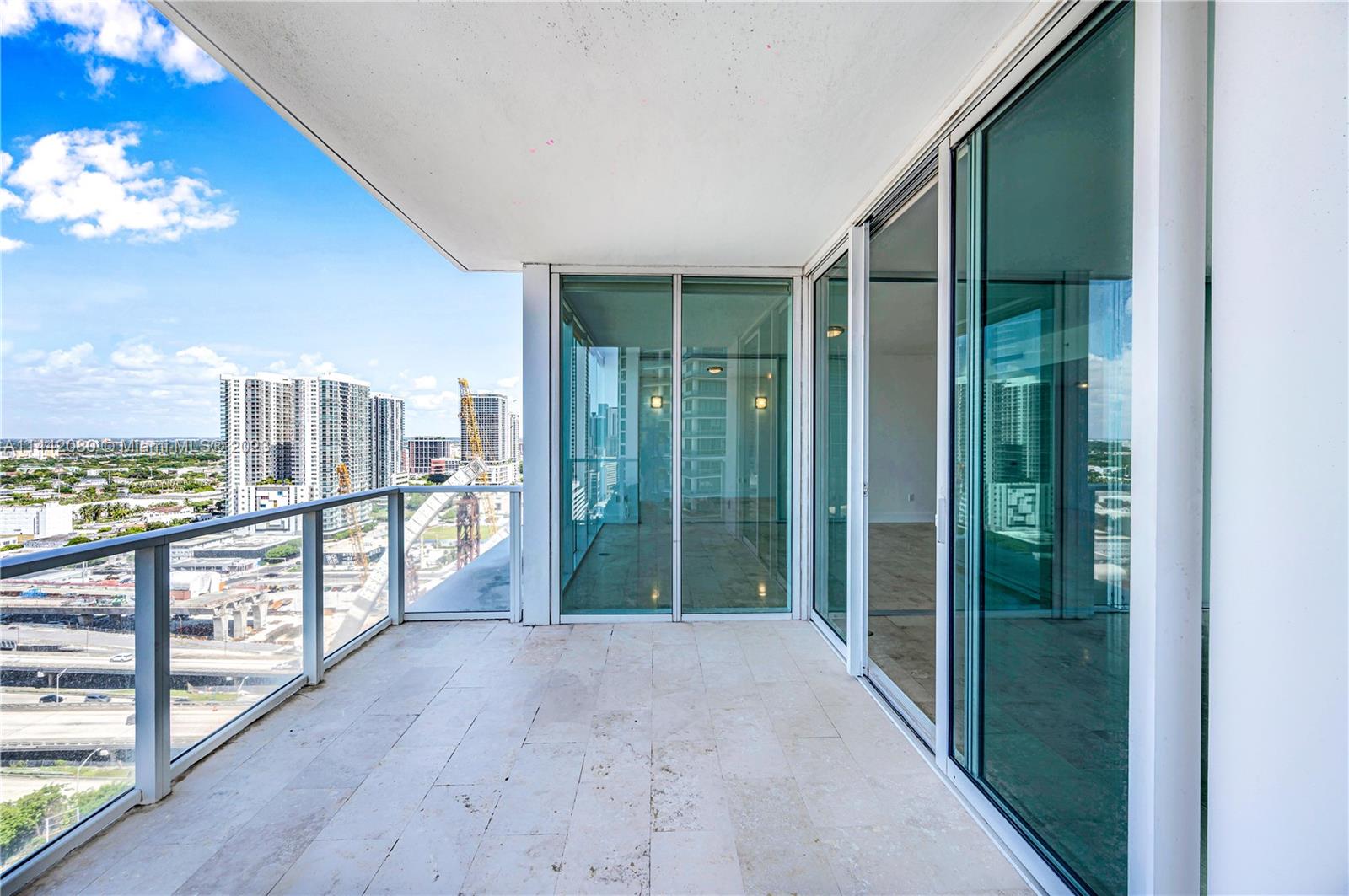 1040 Biscayne Boulevard, Unit 2107 Miami, FL 33132 - Photo 31 of 50 a view of balcony with city view