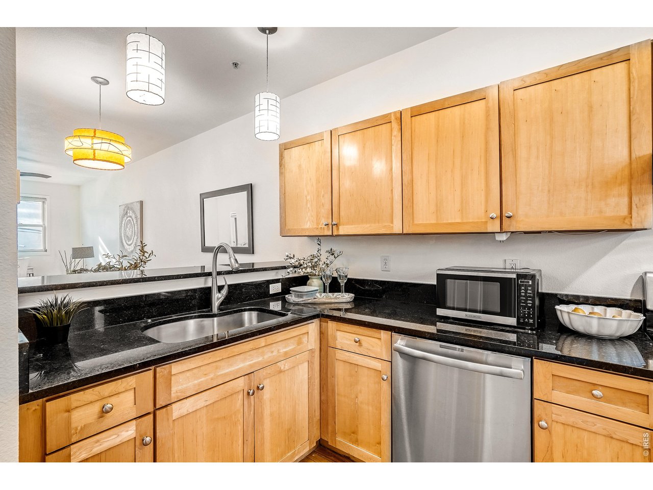 1715 15th Street, Unit 4 Boulder, CO 80302 - Photo 12 of 24 Kitchen with granite counter top