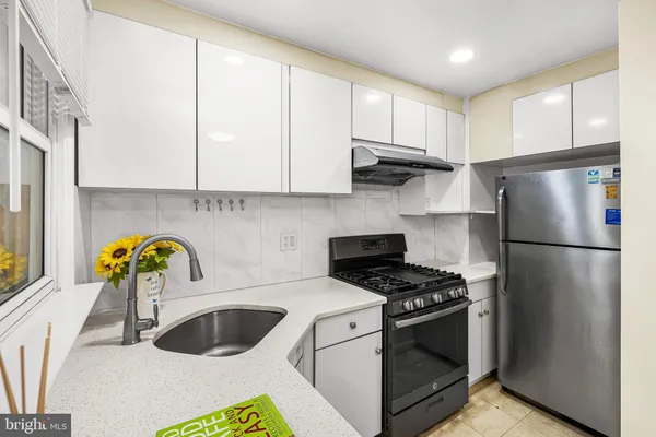 $3,750 | 318 Ewing Street, Princeton, NJ 08540