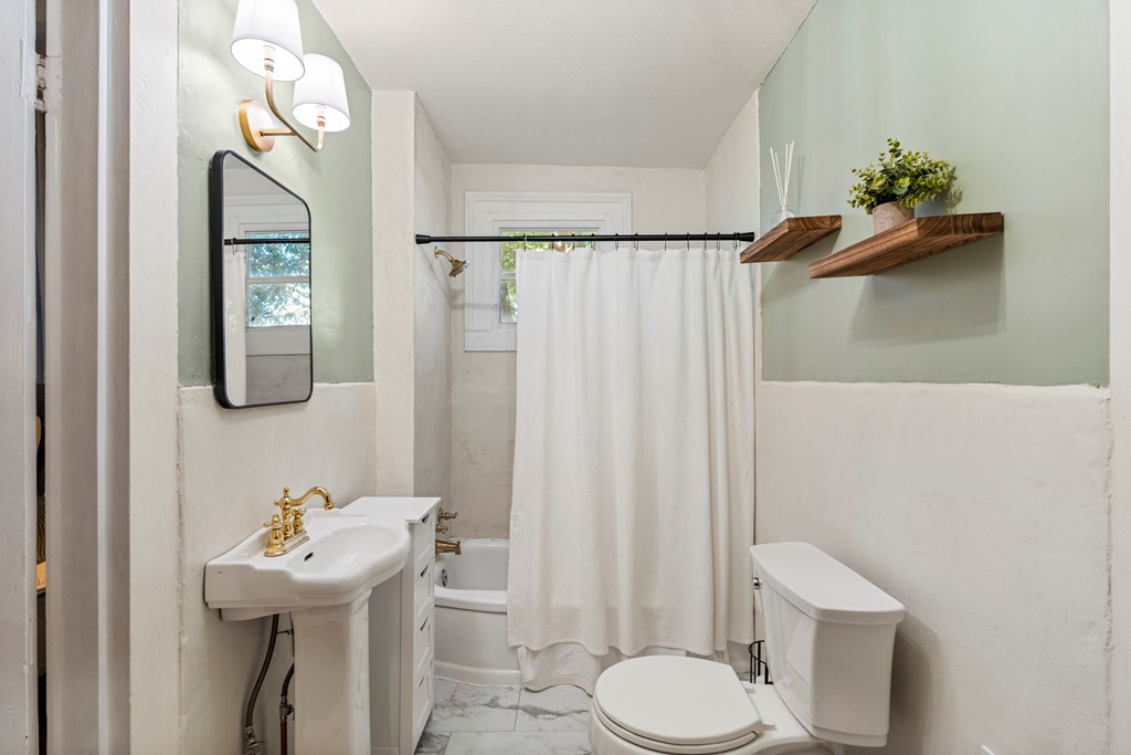 3823 East Britt David Road Columbus, GA 31909 - Photo 14 of 26 Gallery Image 14