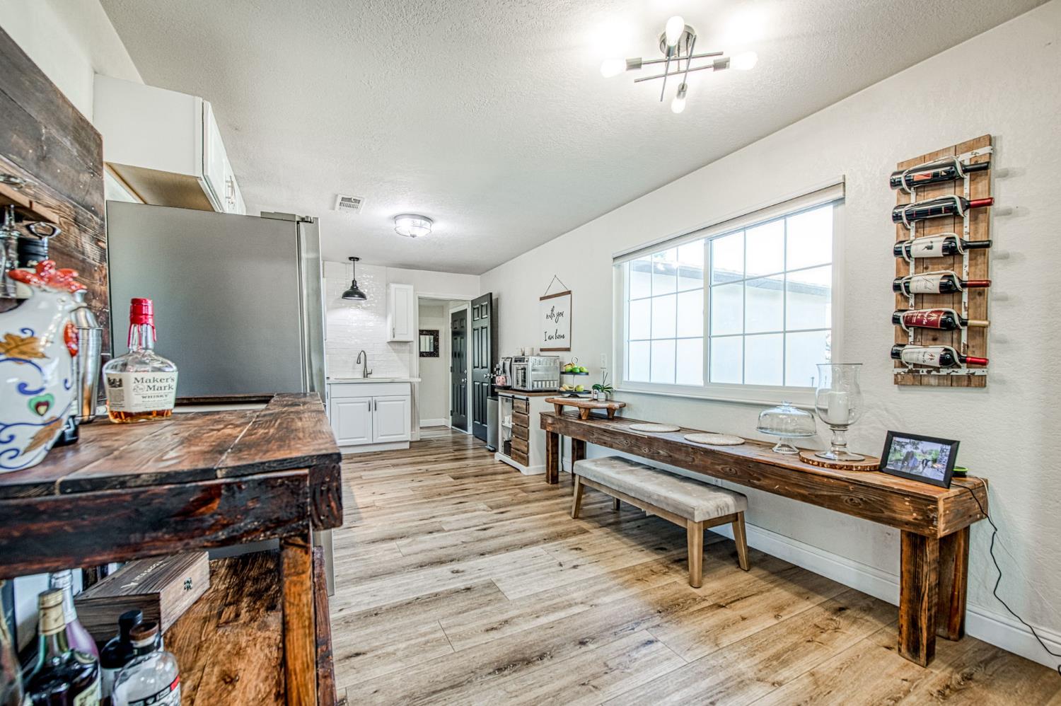 142 9th Street Clovis, CA 93612 - Photo 10 of 28