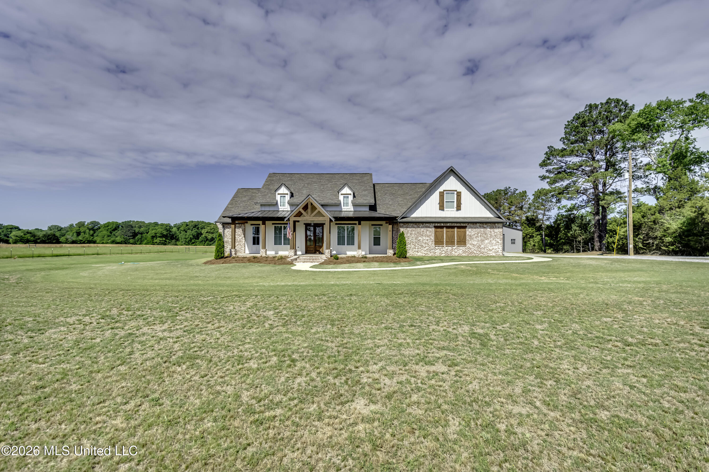 901 Sharon Road Canton, MS 39046 - Photo 3 of 87 901 Sharon Road--2
