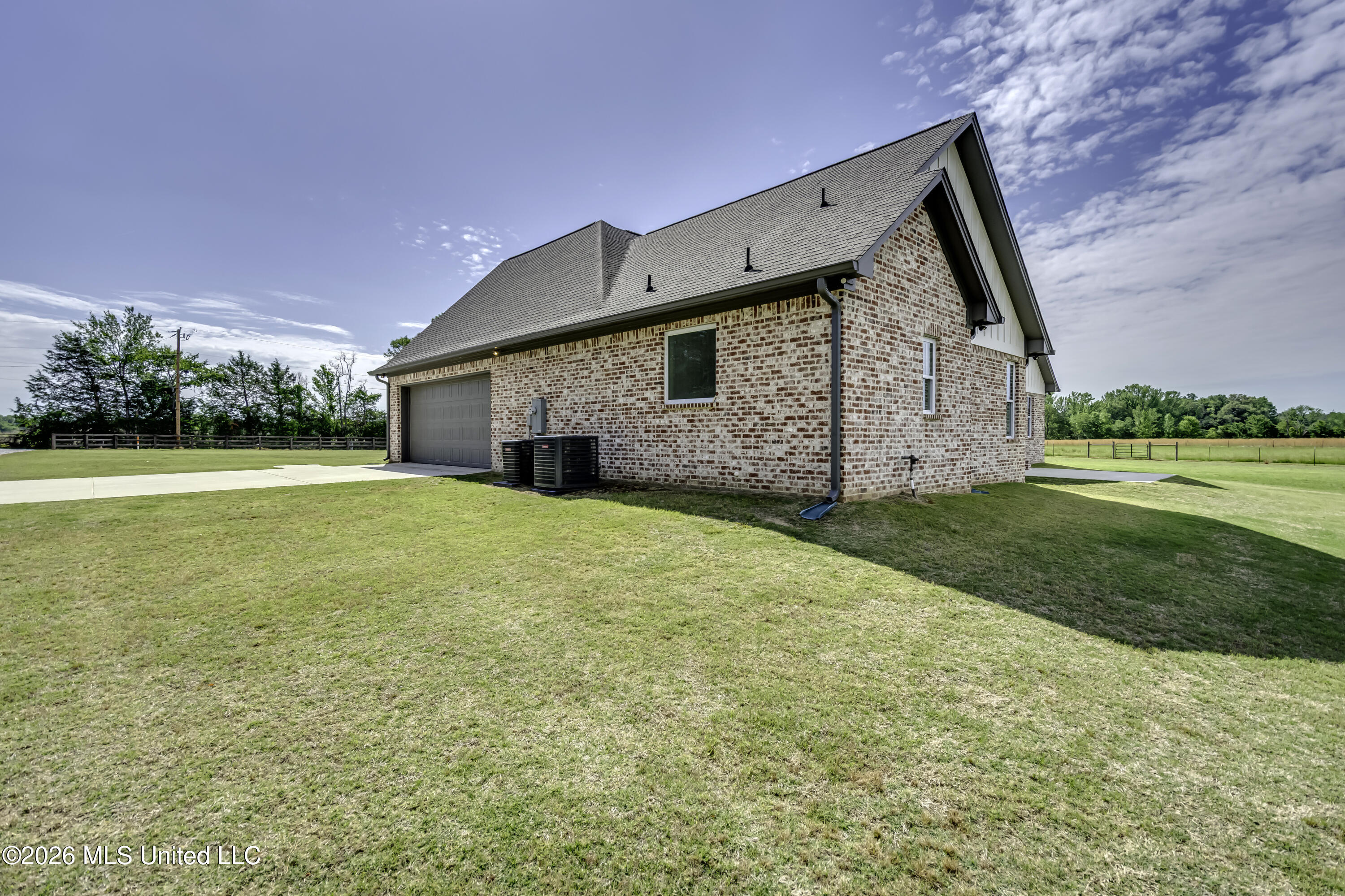 901 Sharon Road Canton, MS 39046 - Photo 9 of 87 901 Sharon Road--8