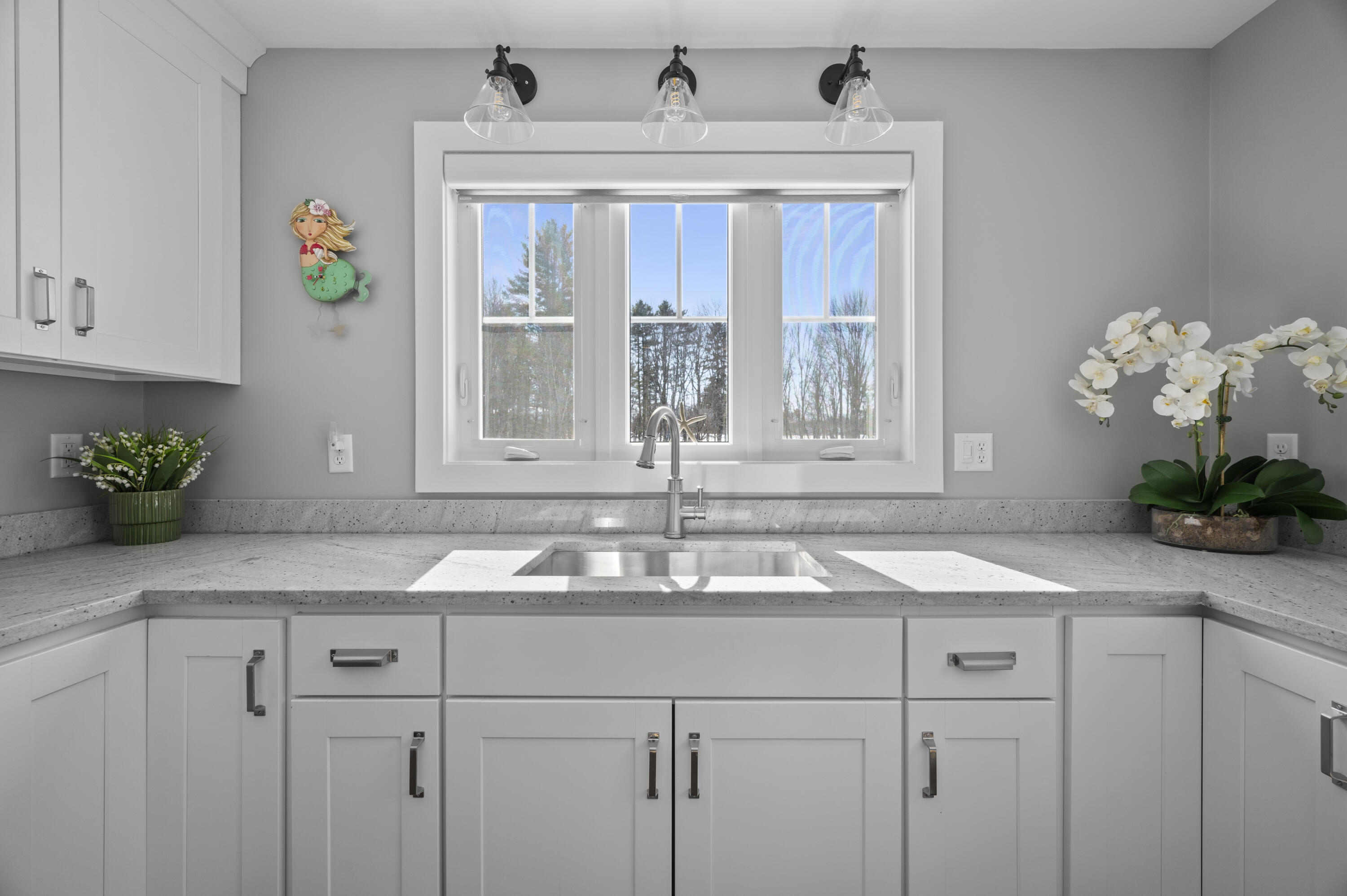 153 McKenney Road Saco, ME 04072 - Photo 11 of 45 interior6