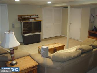 52 West Chelfield Road Glenside, PA 19038 - Photo 5 of 12 Family Room