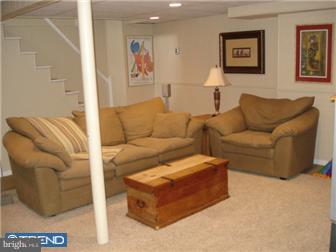 52 West Chelfield Road Glenside, PA 19038 - Photo 6 of 12 Family Room
