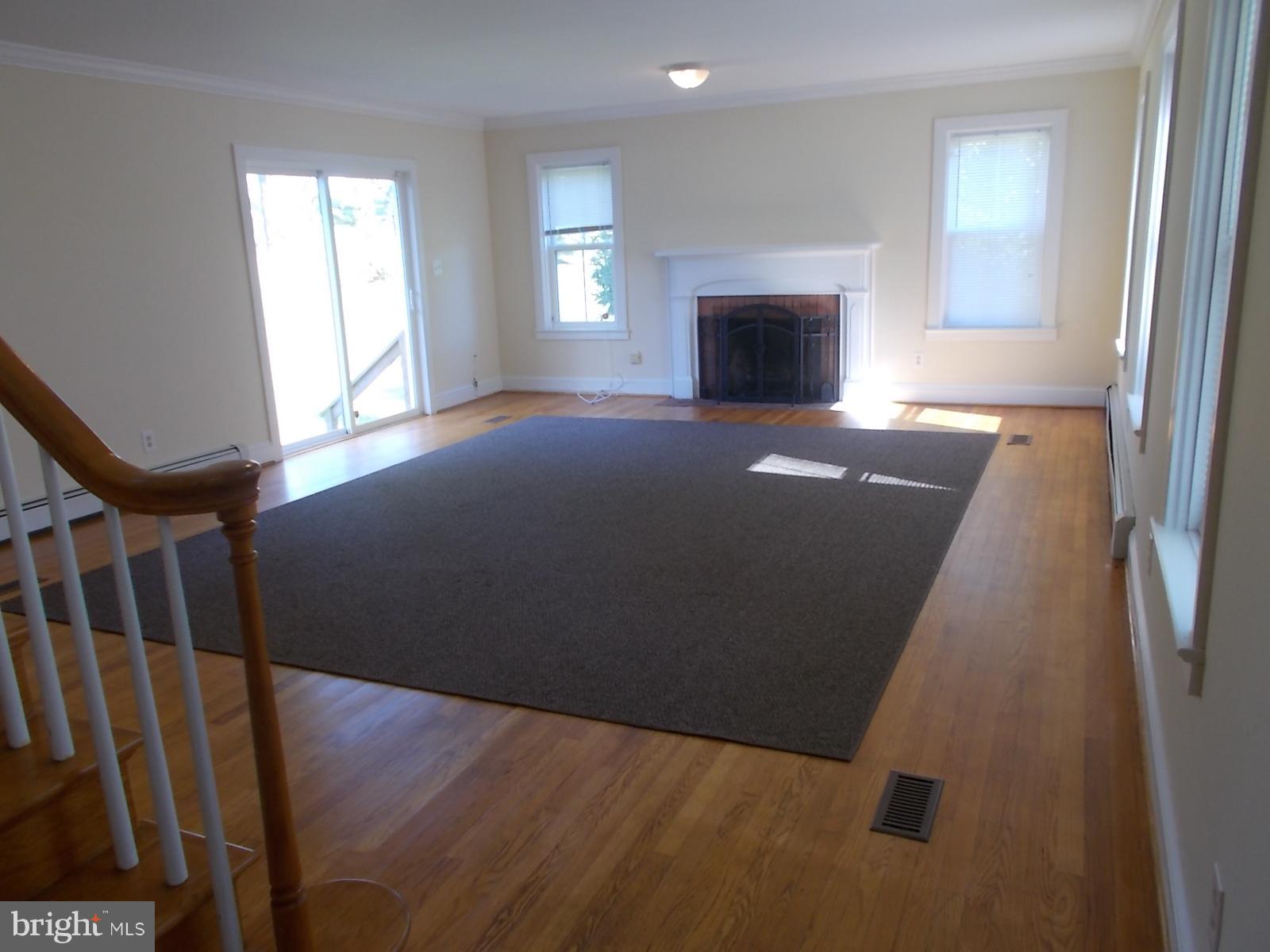 11346 Green Valley Road Union Bridge, MD 21791 - Photo 5 of 23 Living Room