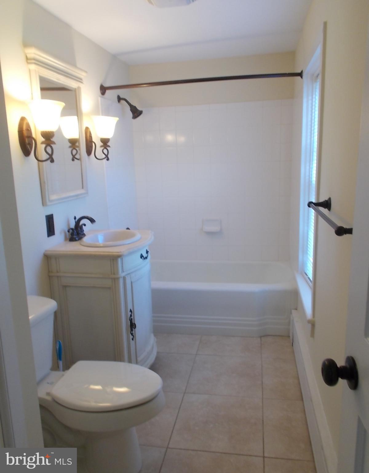 11346 Green Valley Road Union Bridge, MD 21791 - Photo 10 of 23 Bath