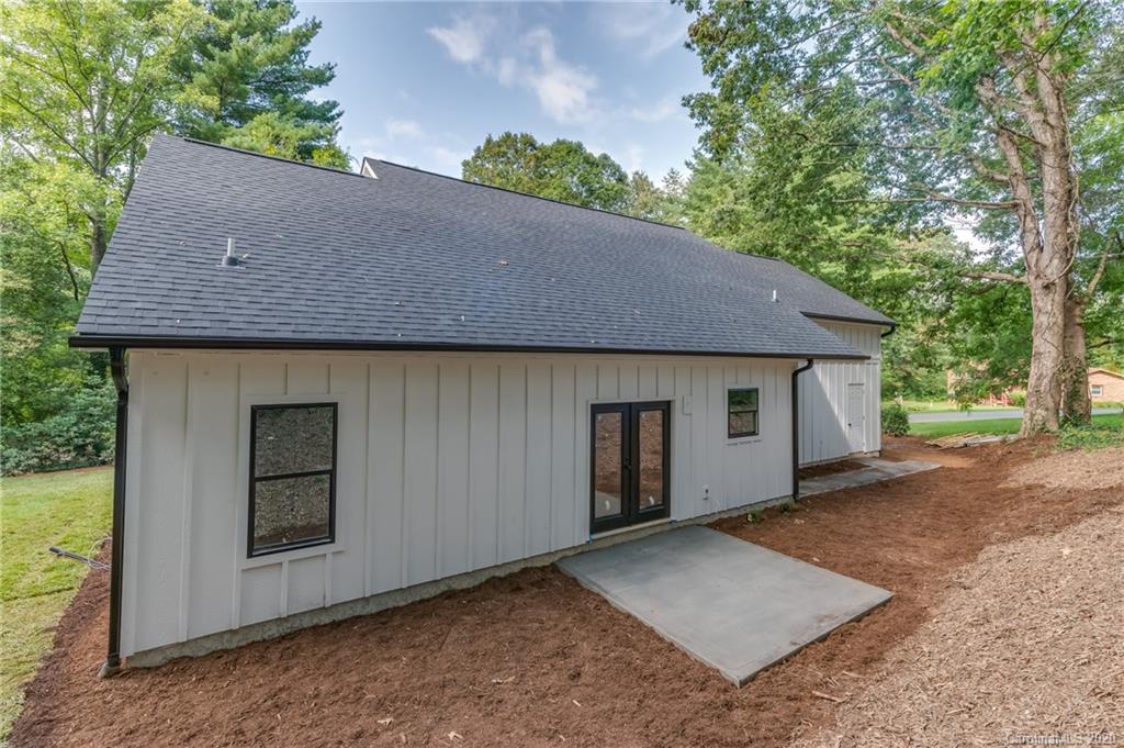 17 McDaniel Road Fletcher, NC 28732 - Photo 7 of 28 Gallery Image 7