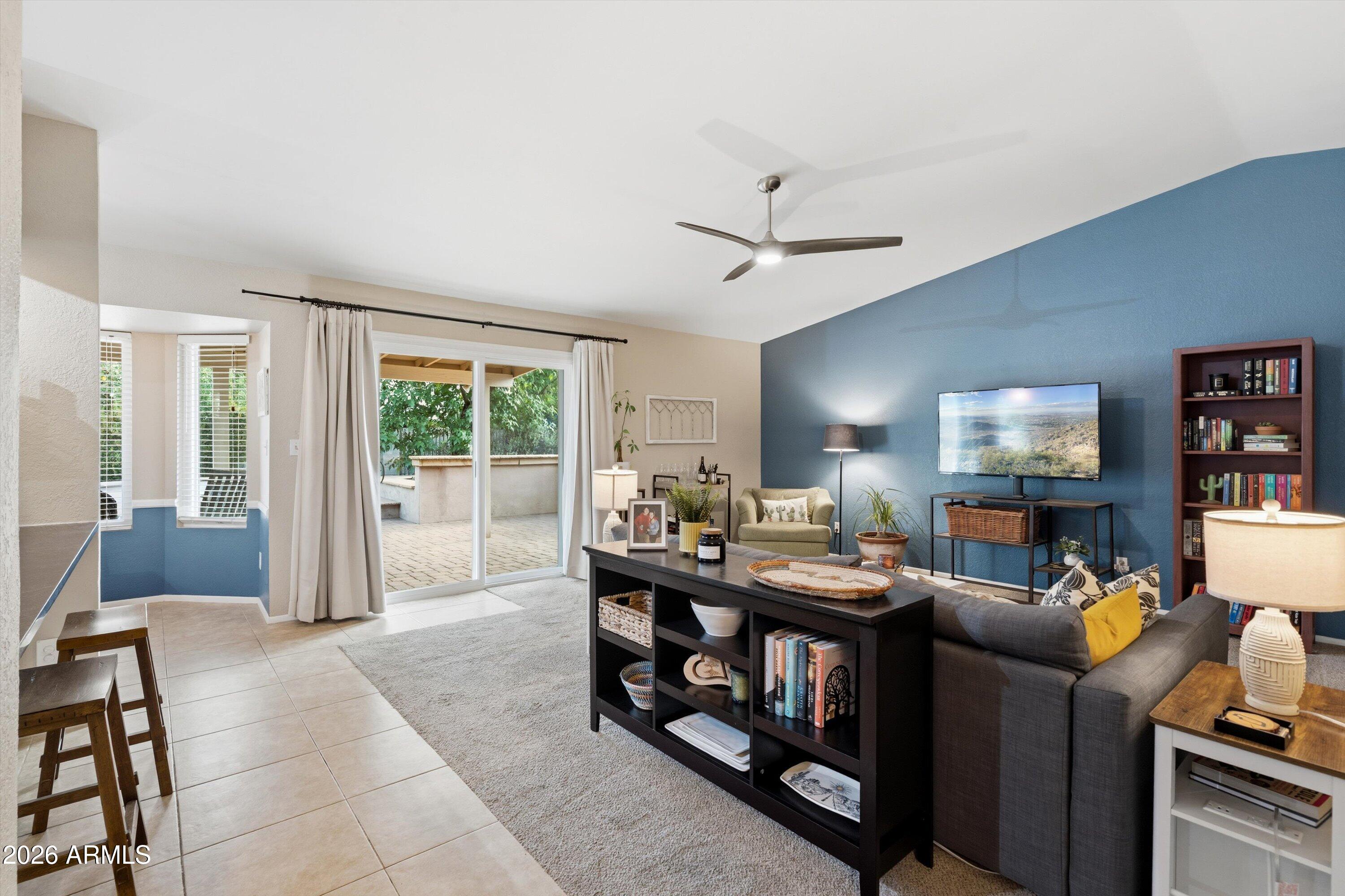 3133 East John Cabot Road Phoenix, AZ 85032 - Photo 7 of 30 08-Living Room