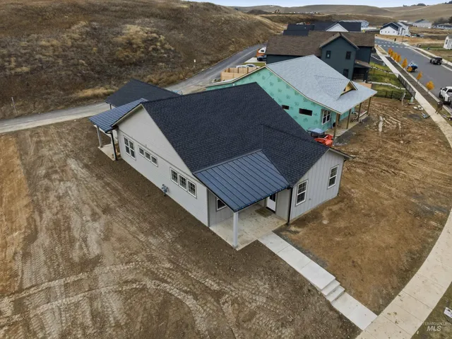 $460,000 | 995 Edington Avenue, Moscow, ID 83843